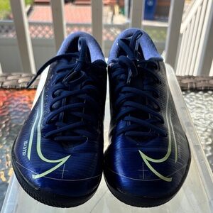 Nike Kids Navy and Lime Sneakers